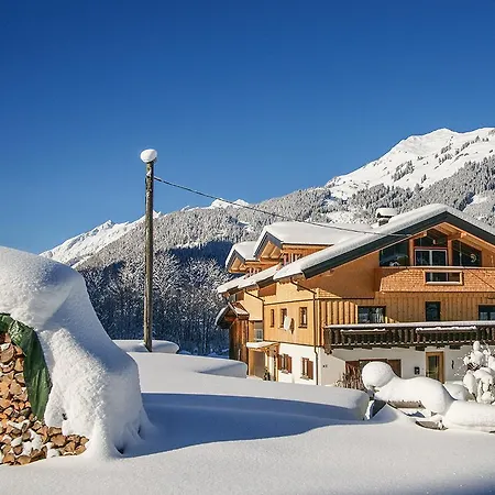 Ronjas Hutte Bach (Tyrol)