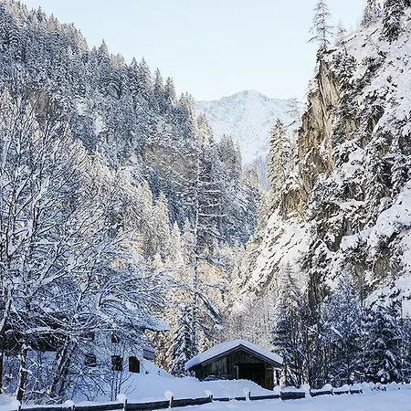 Ronjas Hutte * Bach (Tyrol)